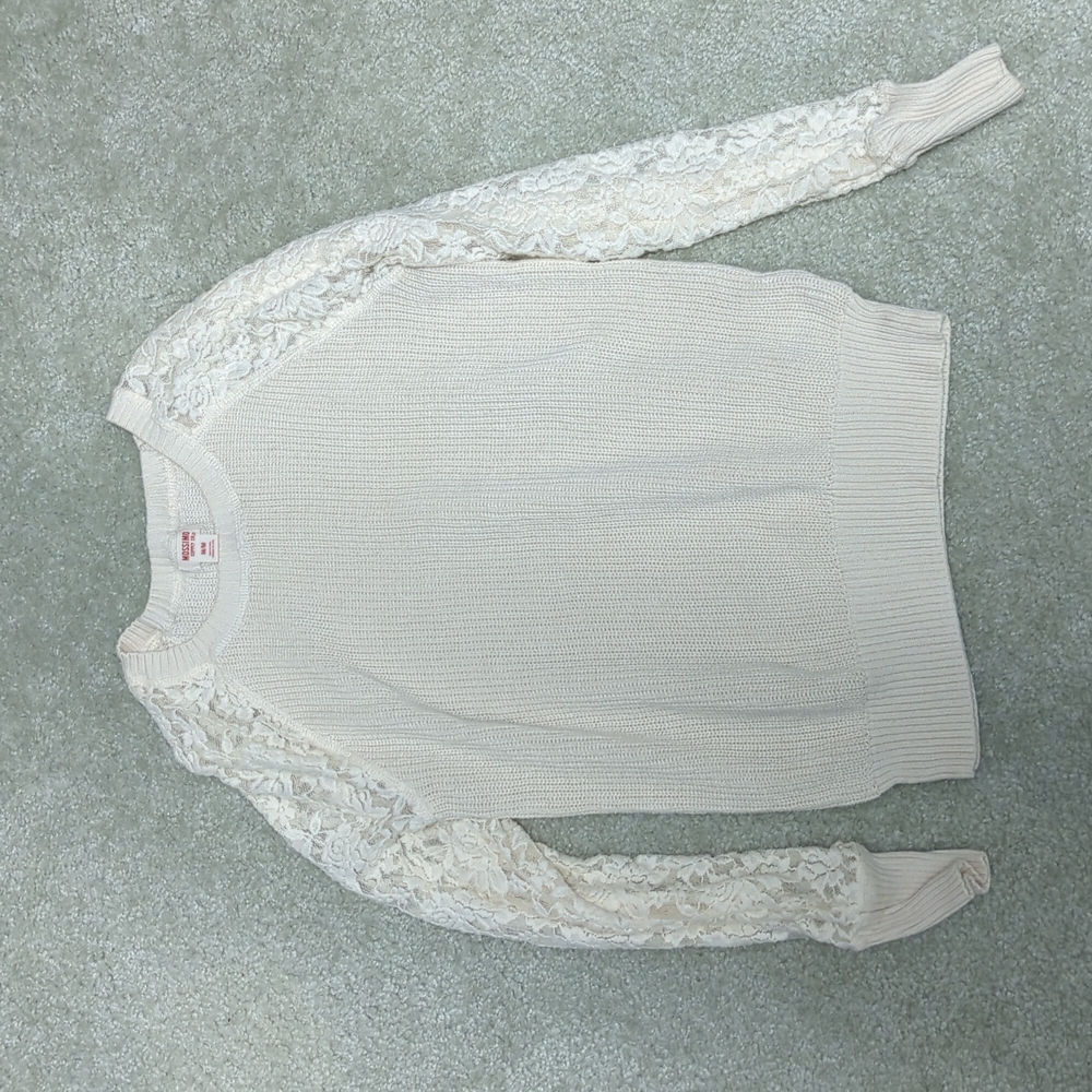 Mossimo SZ M Lace Sweater